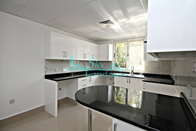 6 RENOVATED 3BED WITH AMAZING  GARDEN IN JUMEIRAH 2