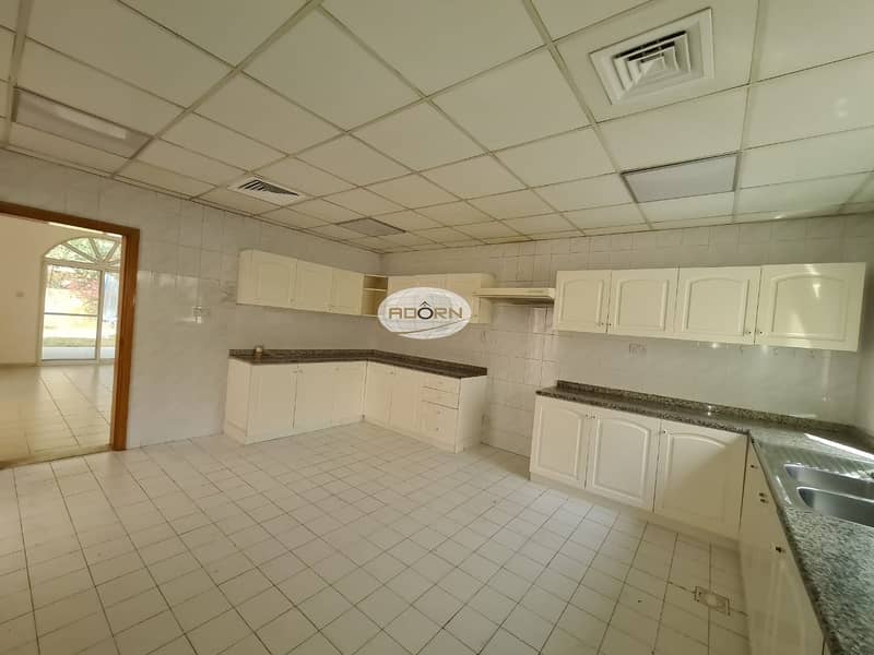 17 Elegant 4 bed room with pool and private garden  in Umm Suqeim 2