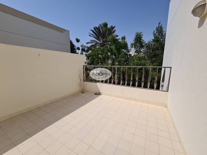 19 Elegant 4 bed room with pool and private garden  in Umm Suqeim 2