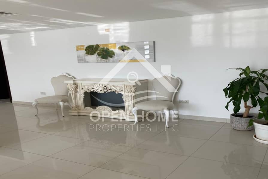 3 Full Sea View + Spacious  & Well Maintained 3BR+ 1 Apt @ Mag 5 Residences