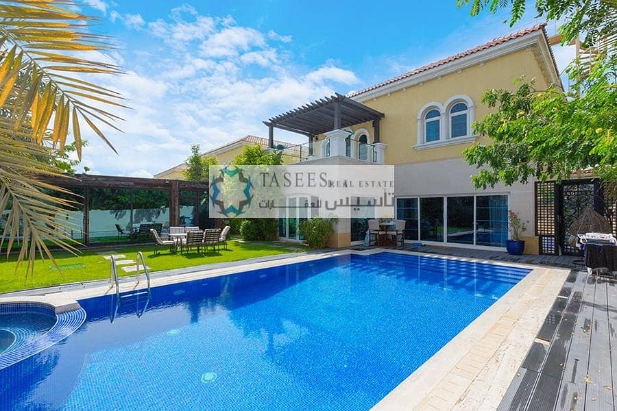 20 Stylish Villa with Huge terrace and a Private Pool I