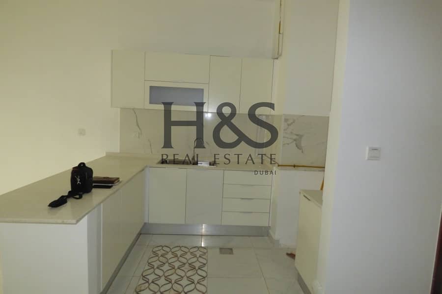 4 Vacant | Well Maintained | Spacious 1 Bed + Study