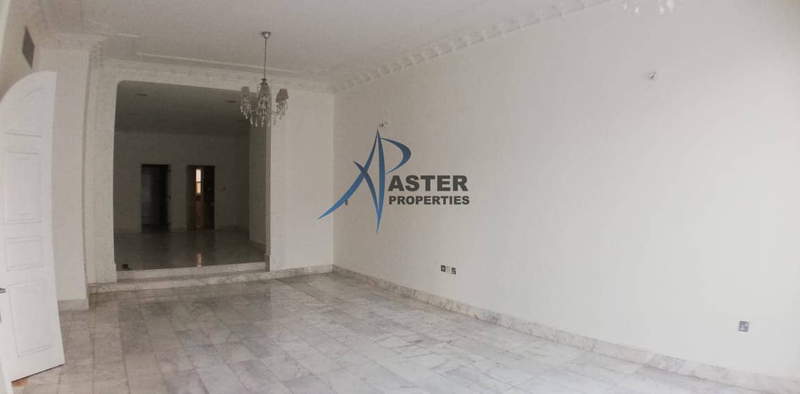 4 Commercial Villa 6 Master Bedroom|2 Kitchen|Driver Room| Al Mushrif