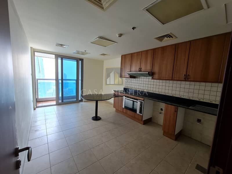 6 Spectacular Palm and Sea View 3BR on Higher Floor