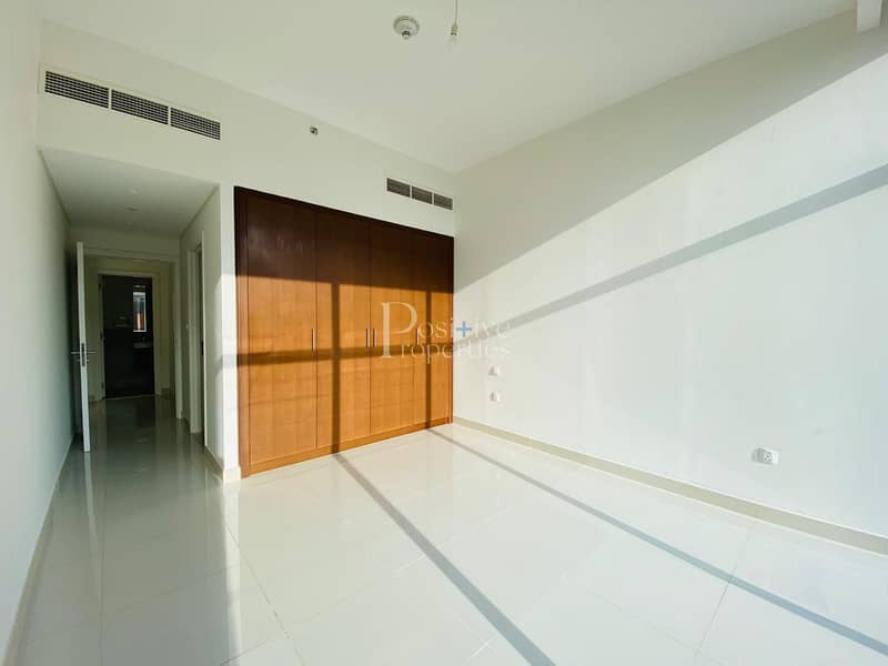 4 FITTED KITCHEN| CHILLER FREE |SEA VIEW|
