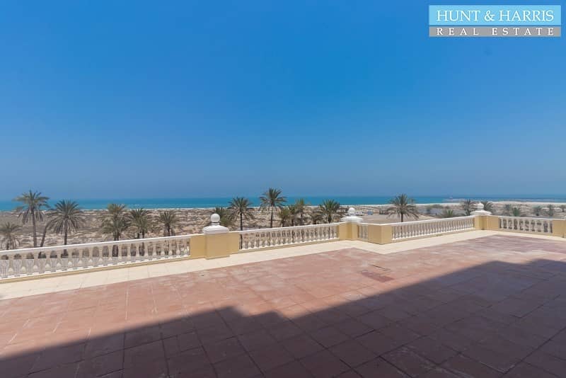15 Well Maintained - Low Floor - Great views of the Sea