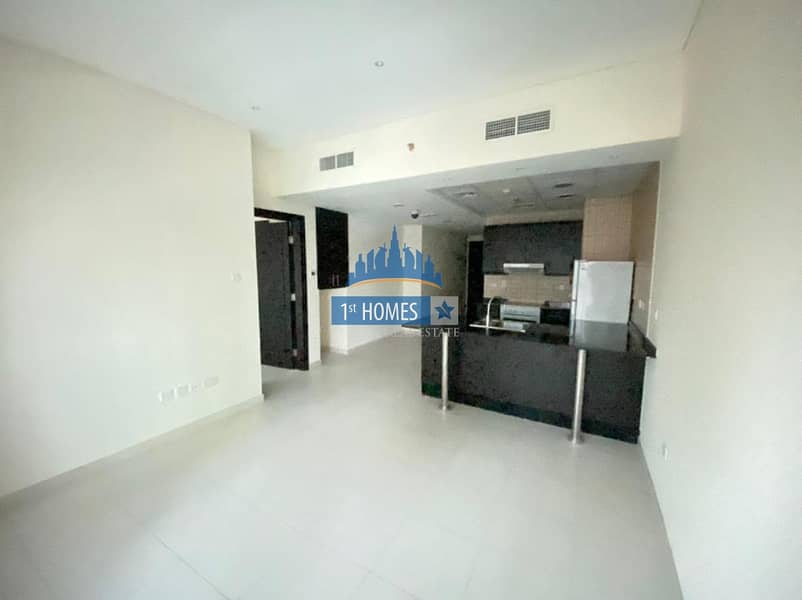 Large Layout  /  Unfurnished 1BR / Call For More Info