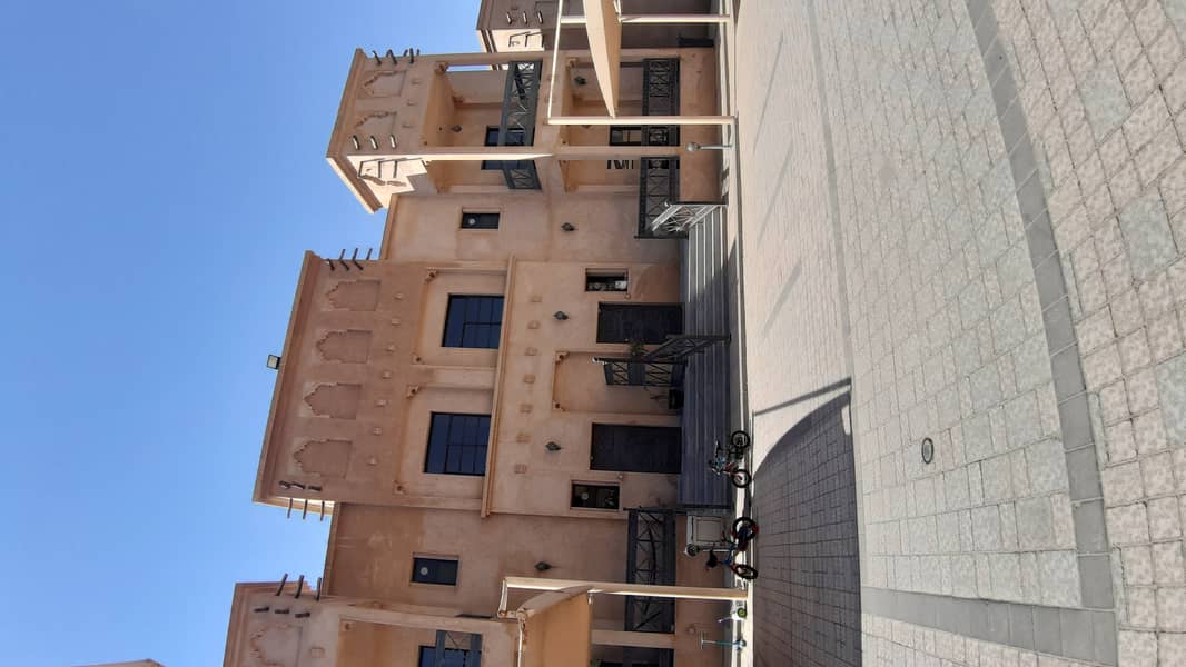 5bhk specious duplex compound villa in al Bateen