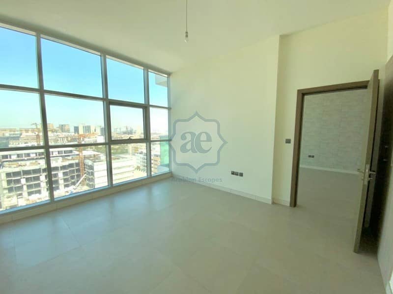 4 Spacious! Unfurnished 1Bedroom With Community View