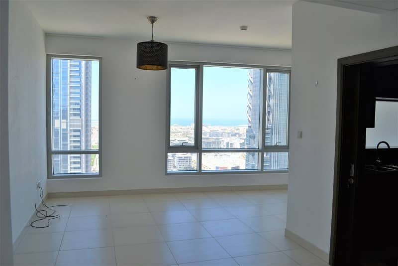 5 Well-Maintained | Unfurnished 1BR |Downtown View