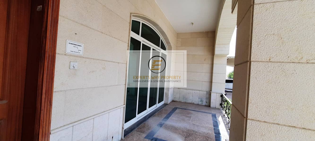 3 amazing finishing villa 4 bedrooms + maids room available for rent in khalifa A