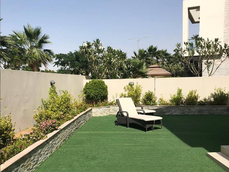 Single Row Type TH - D 5 Bed in Damac Hills