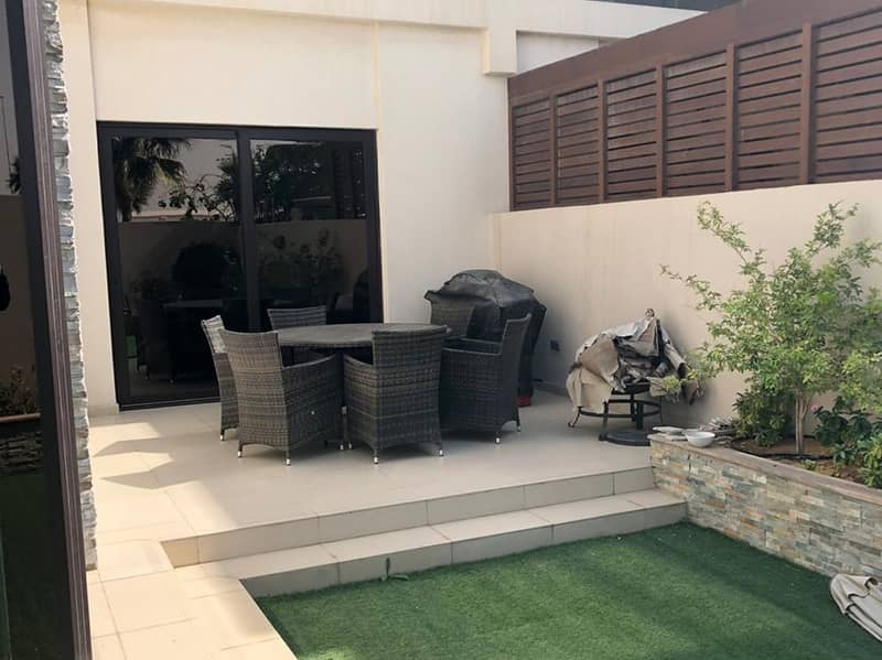 5 Single Row Type TH - D 5 Bed in Damac Hills