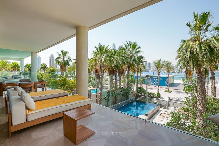 10 Luxurious 3bed + M | Sea View | Private Pool