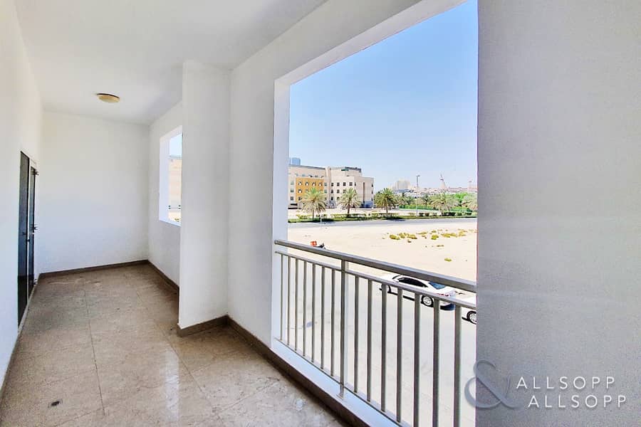9 One Bedroom | Large Balcony | Vacant Now