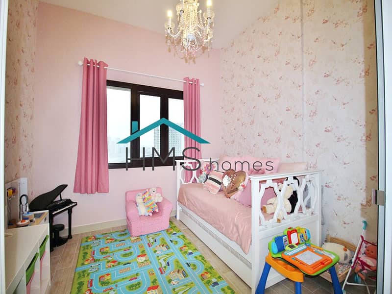 8 VOT | 2 Bedrooms | Furnished/Unfurnished