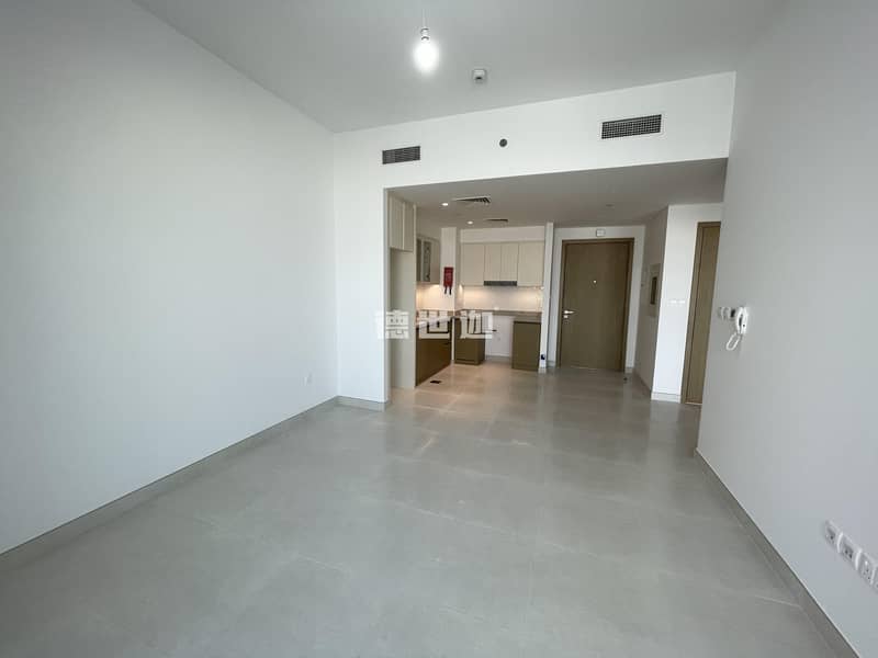 3 Brand new Ready to move in 1 BR