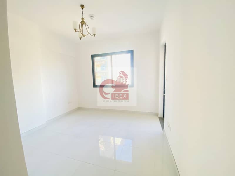 4 Front Of Metro Huge 3Bhk Brandnew  71999 AED Rent All  facilities