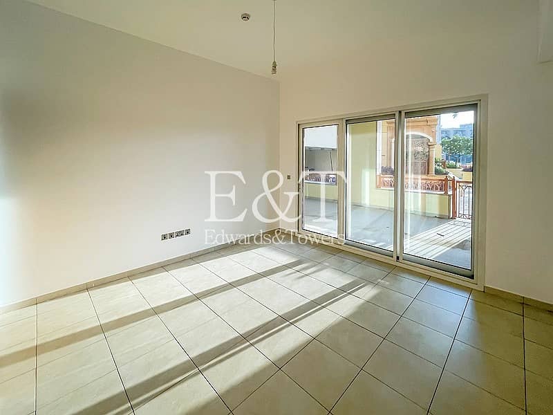 7 Extended Sunset Balcony|Vacant Now| 3 Beds + Maids