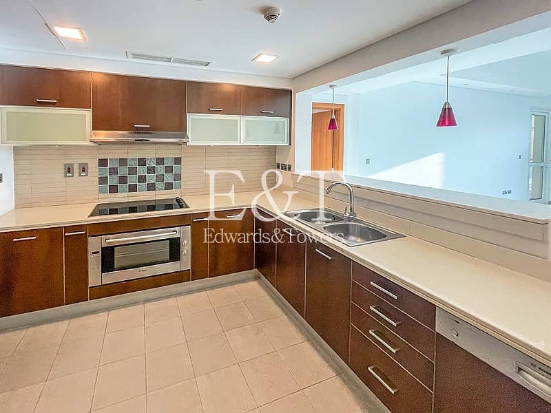 15 Extended Sunset Balcony|Vacant Now| 3 Beds + Maids