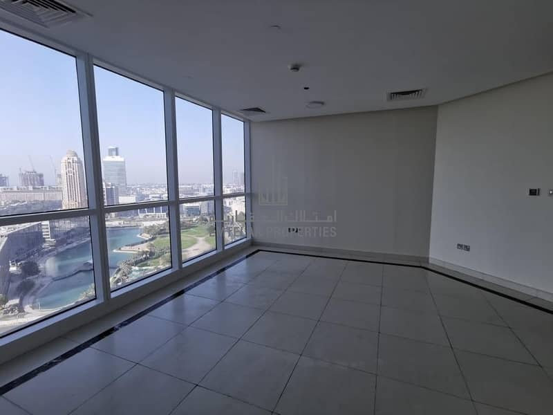 2 is delighted to offer you this one in a million chance to rent this large 3 Bedroom plus maids apartment in the 23 Marin