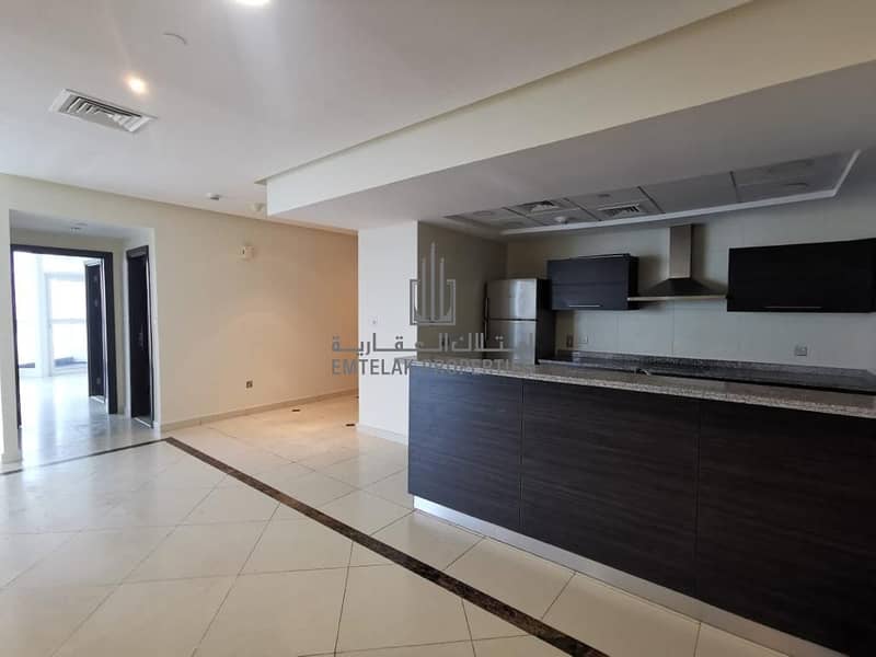 7 is delighted to offer you this one in a million chance to rent this large 3 Bedroom plus maids apartment in the 23 Marin