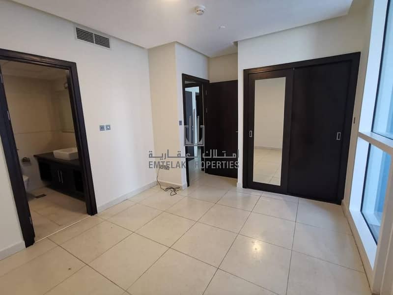 12 is delighted to offer you this one in a million chance to rent this large 3 Bedroom plus maids apartment in the 23 Marin