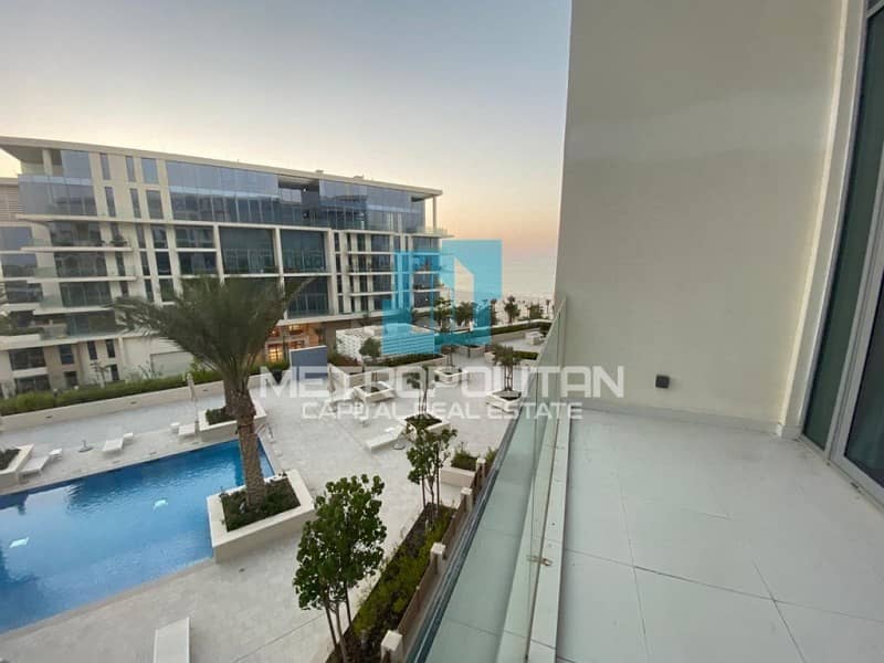 16 Hot Deal| 1 BR Loft |Pool and Partial Sea View
