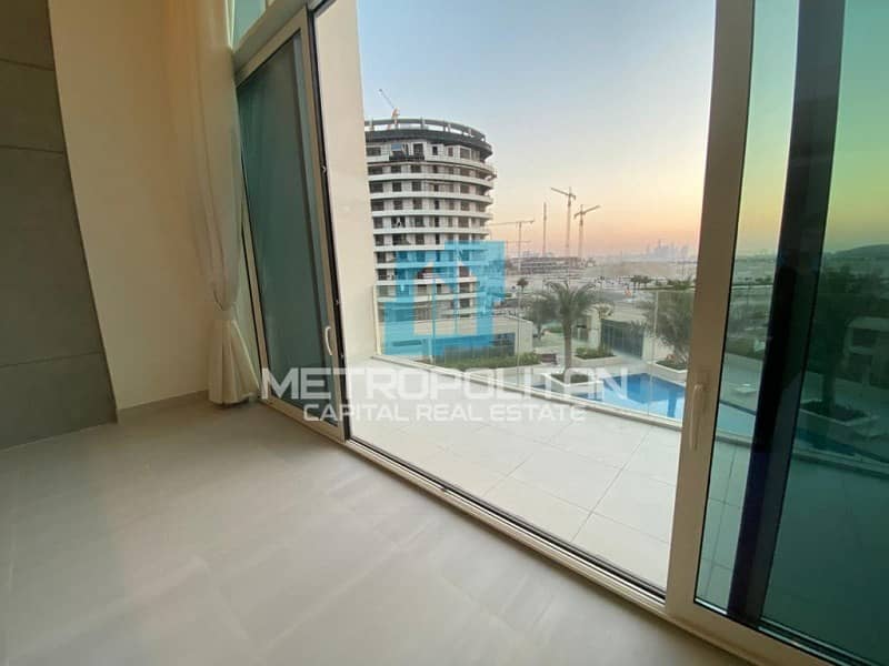 13 Hot Deal| 1 BR Loft |Pool and Partial Sea View