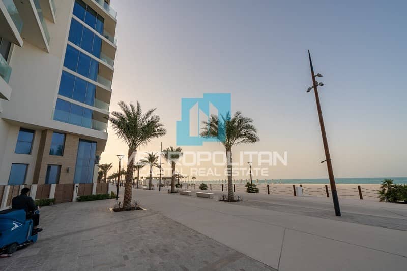 17 Hot Deal| 1 BR Loft |Pool and Partial Sea View