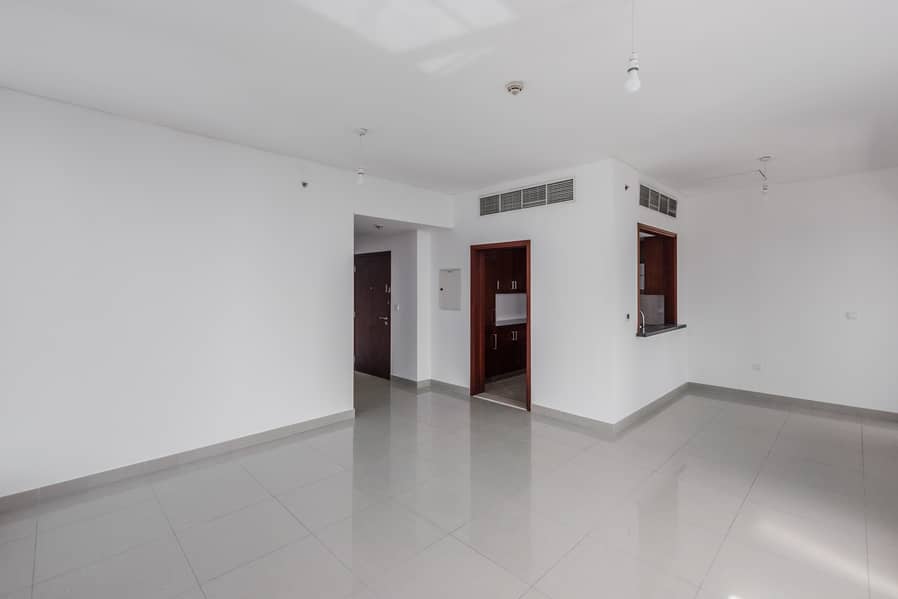 3 Unfurnished | Vacant July 30 | Largest Layout