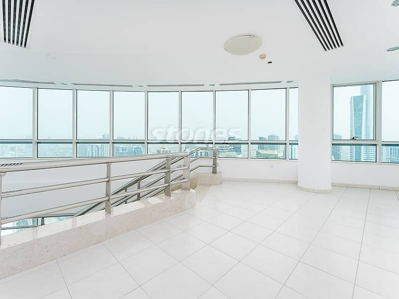 22 Duplex Penthouse | Panoramic View|Spacious Layout