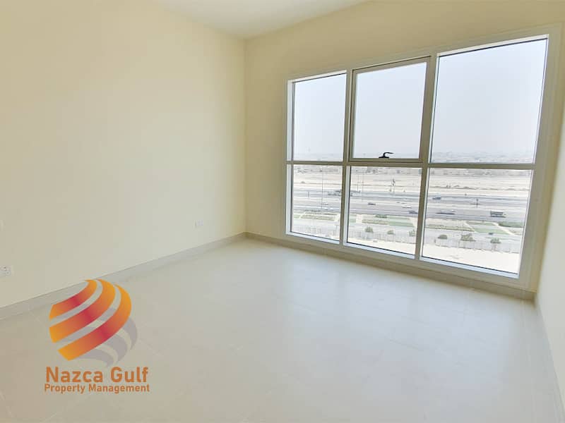 9 Exquisite 2BR with Spacious Living Space & Balcony