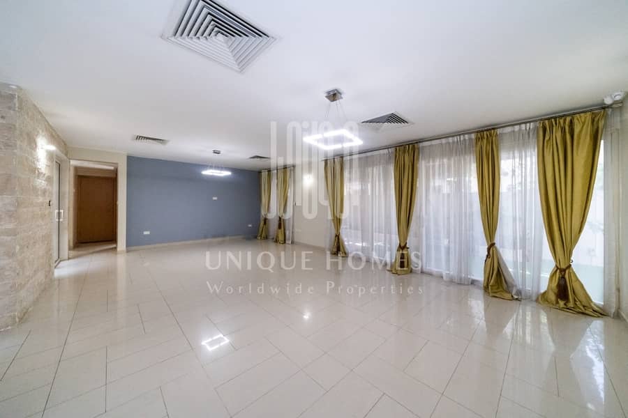 3 Premium location with swimming pool