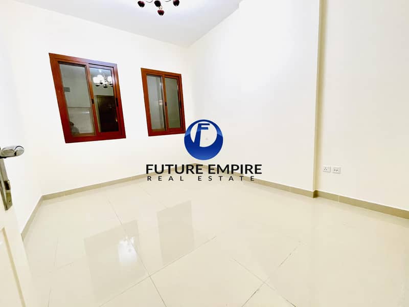 17 Lavish 3B/R with 1 month free | 3 balconies | Close metro station