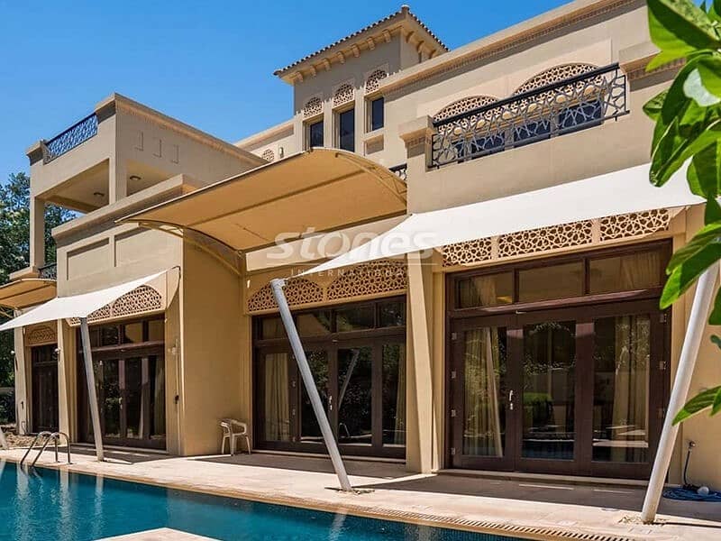 14 Alluring Home Perfect for Family with Own Pool