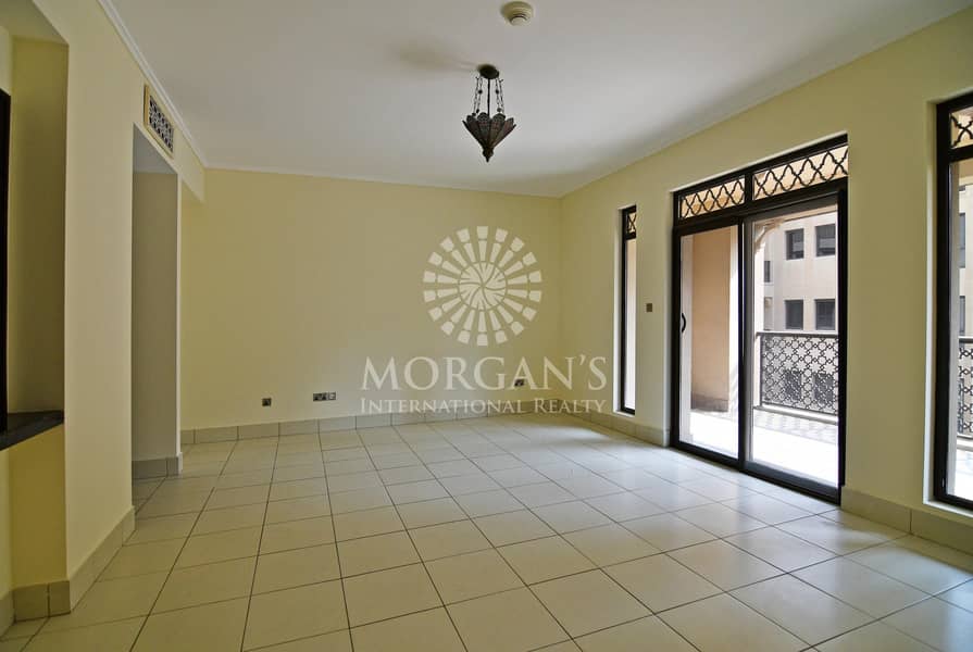3 1BR Spacious & Bright | Garden View | Large Balcony