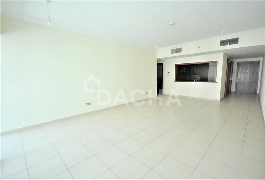 2 Spacious apartment/Chiller Free/Great price