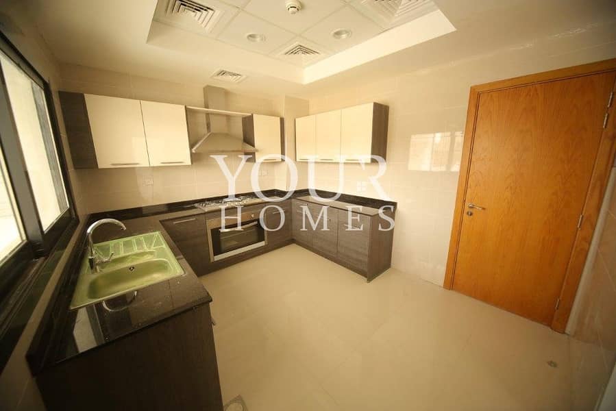 10 US | 4Bed for rent in JVC spacious House