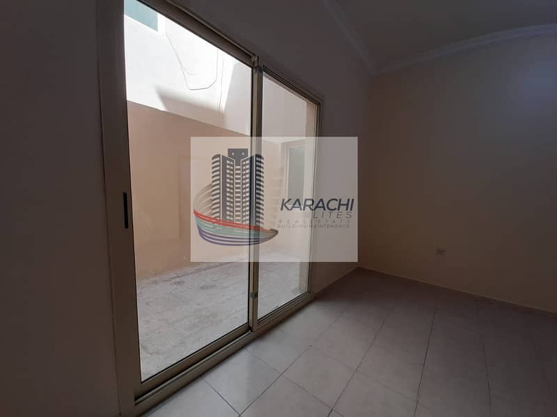 10 Bright And Clean Apartment With 03 Master Bedrooms And Maid Room Near Mushrif Mall