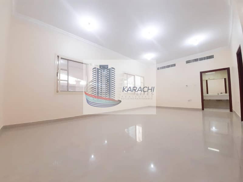 14 Bright And Clean Apartment With 03 Master Bedrooms And Maid Room Near Mushrif Mall