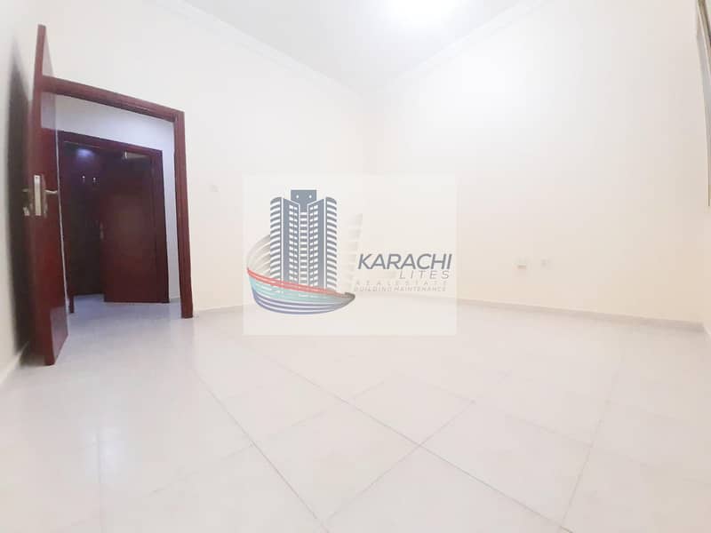 20 Bright And Clean Apartment With 03 Master Bedrooms And Maid Room Near Mushrif Mall