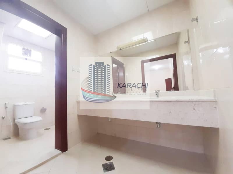 44 Bright And Clean Apartment With 03 Master Bedrooms And Maid Room Near Mushrif Mall