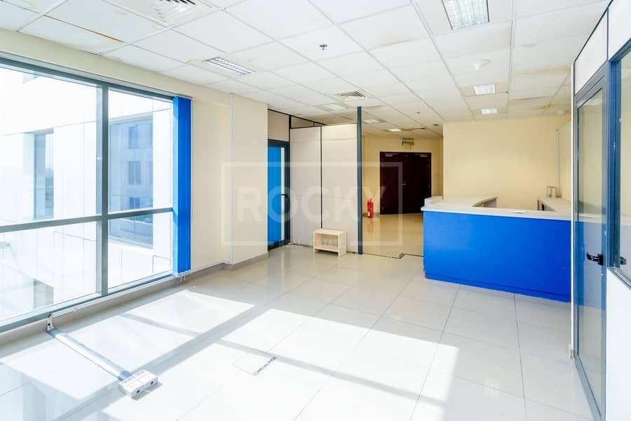 Fitted Office | Low Floow | 4 Parking | DIP Fitted Office | Low Floow | 4 Parking | DIP