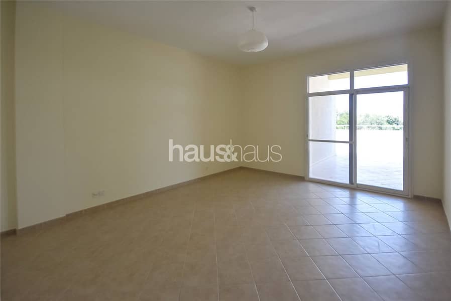 6 Vacant | Large Terrace | 3 bed + Maids | Lake View