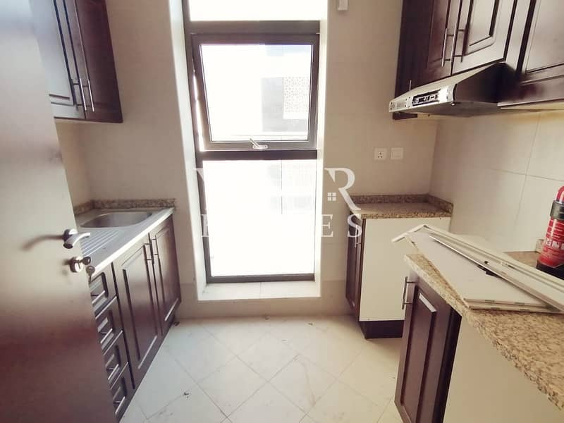 24 HM | 12 Chqs| Closed Kitchen 2BHK for Rent