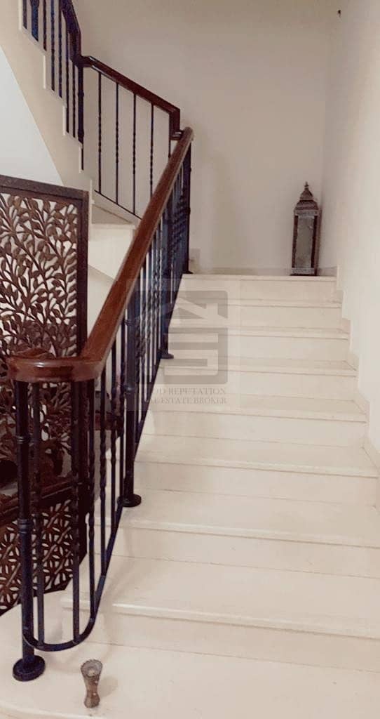 10 HUGE VILLA 4 BHK FOR RENT IN OUD AL MUTEENA AVAILABE FOR 180K