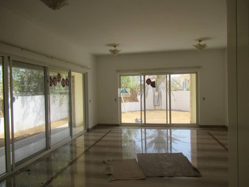 26 CORNER INDIVIDUAL SPACIOUS+REFURNISHED 5BR VILLA BRIHEST