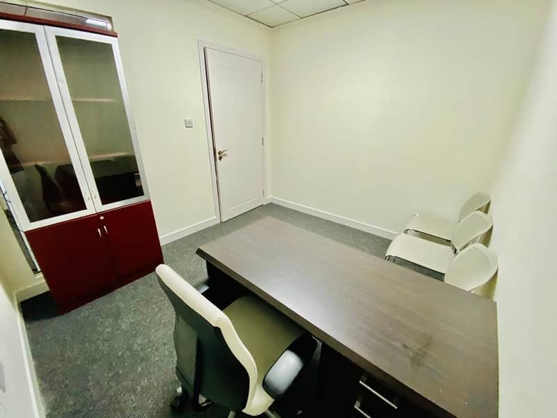 Extravagant Furnished Office In A Hassle Free Location