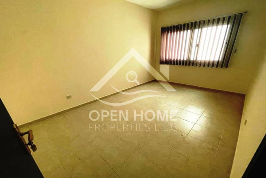 33 ASTONISHING 5 BHK VILLA | BEST DEAL | AED 155000